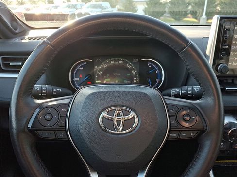Certified 2021 Toyota RAV4 XSE image 18