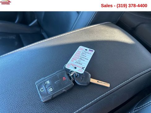 Used 2019 Chevrolet Colorado LT w/ Redline Special Edition image 26