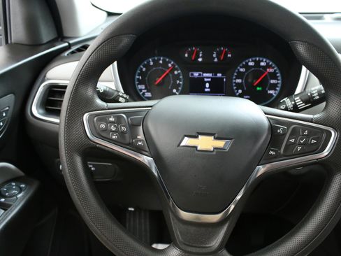 Used 2024 Chevrolet Equinox LS FWD image 12