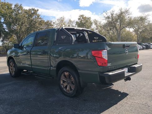 Used 2024 Nissan Titan SV w/ SV Bronze Edition Package image 5