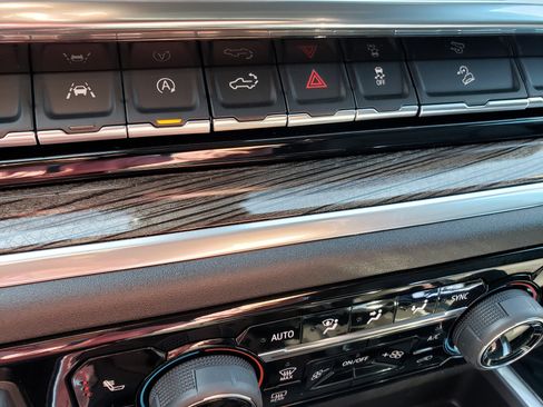 New 2026 Chevrolet Silverado 1500 LT image 18