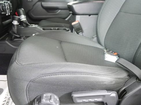 Used 2021 Jeep Wrangler Unlimited Sport image 9