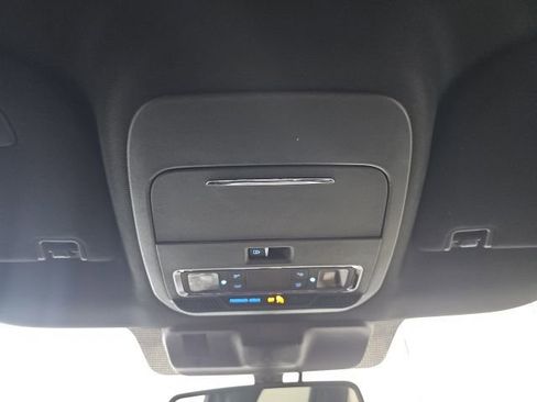 Used 2022 Ford F150 Lariat image 27