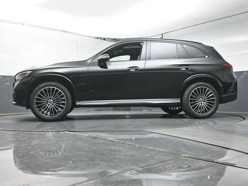 Used 2026 Mercedes-Benz GLC 300 image 34