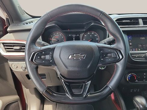 Used 2022 Chevrolet TrailBlazer RS FWD image 19