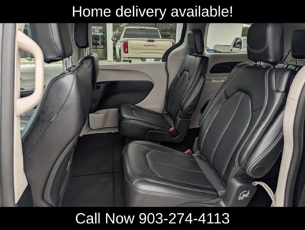 Used 2024 Chrysler Pacifica Touring-L FWD image 29