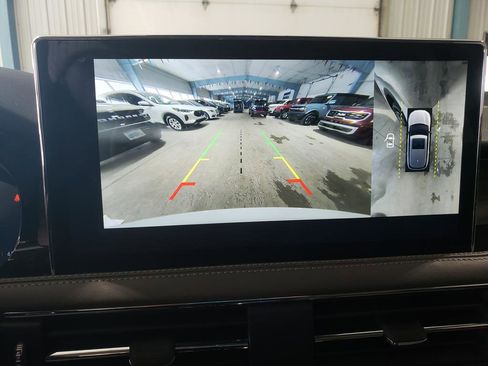 Used 2025 Lincoln Corsair Reserve w/ Equipment Group 202A image 20