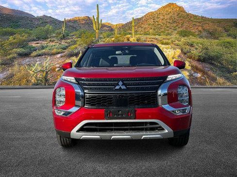 Used 2024 Mitsubishi Outlander SE image 5