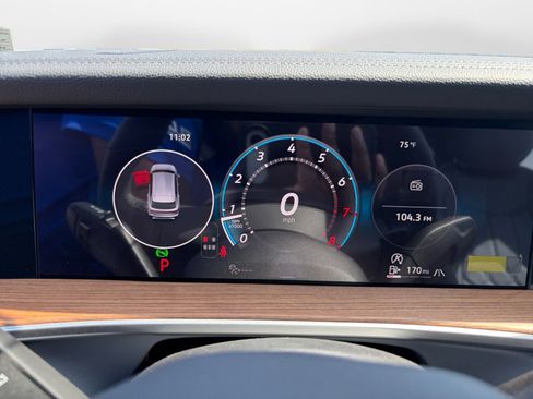 New 2026 Volkswagen Tiguan SEL R-Line image 11