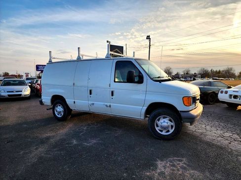 Used 2007 Ford E-250 and Econoline 250 image 5