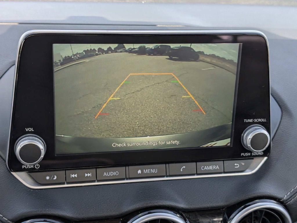Used 2025 Nissan Sentra SV FWD image 24