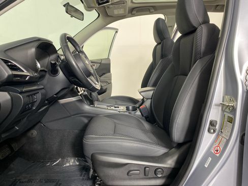 Used 2020 Subaru Forester Premium AWD/4WD image 22