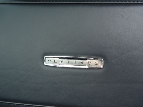 Used 2025 Ford Expedition Max Platinum AWD/4WD image 27