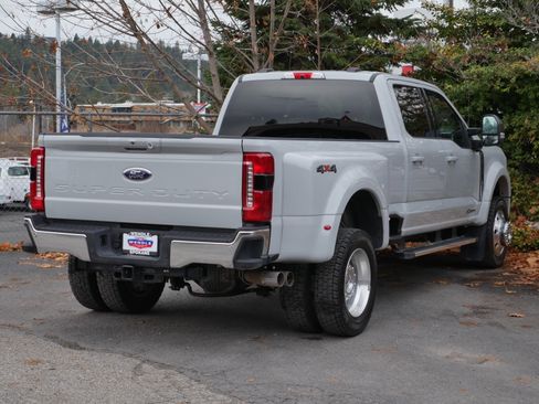 Certified 2025 Ford F450 Lariat image 29