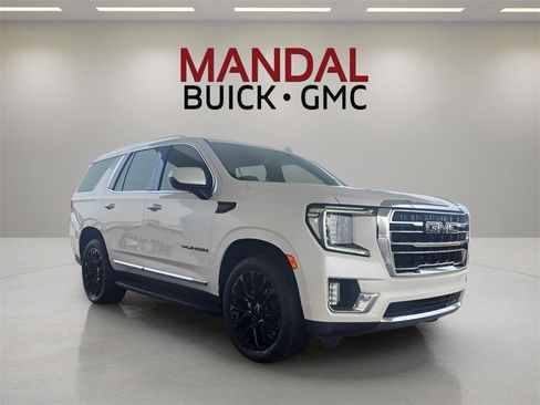 Used 2023 GMC Yukon SLT image 4