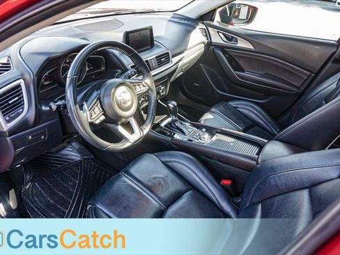 Used 2018 MAZDA MAZDA3 Touring FWD image 16