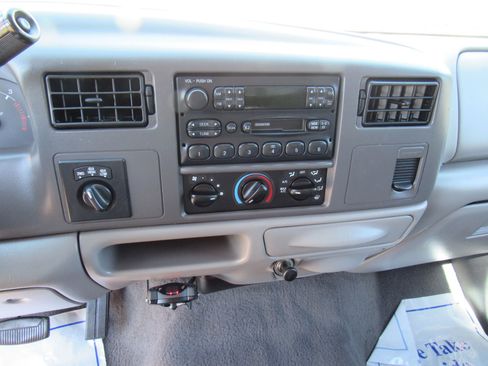 Used 1999 Ford F350 4x4 Crew Cab DRW Super Duty image 14
