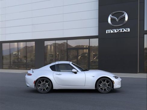 New 2026 MAZDA MX-5 Miata RF Grand Touring RWD image 5