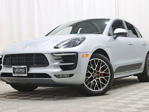 Used 2017 Porsche Macan GTS AWD/4WD image 6
