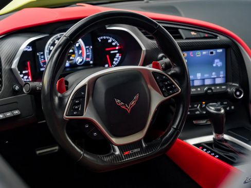Used 2018 Chevrolet Corvette Z06 image 78