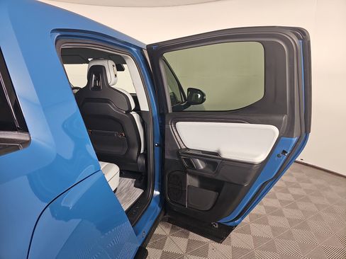 Used 2023 Rivian R1T Adventure image 19