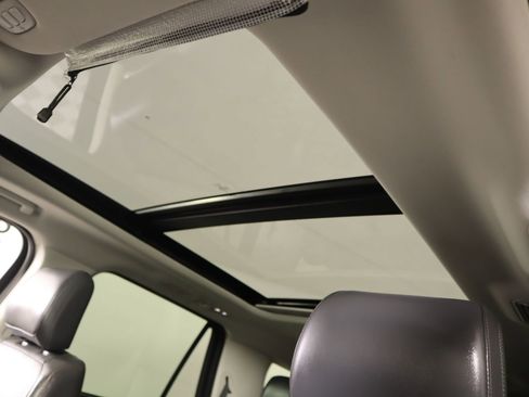 Used 2025 Ford Expedition Active image 15