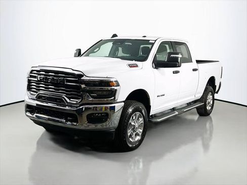 Certified 2026 RAM 2500 Big Horn AWD/4WD image 3