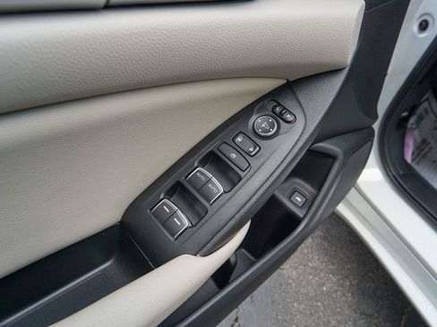 Used 2021 Honda Accord LX image 13