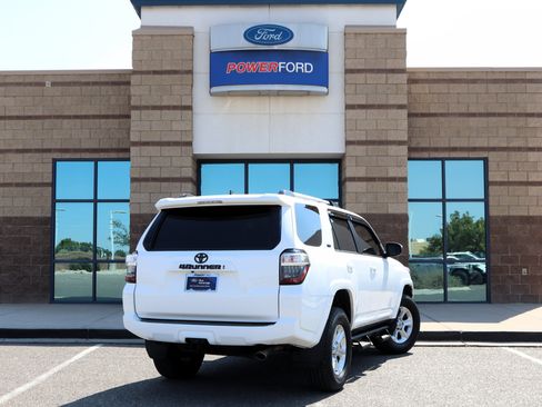 Used 2022 Toyota 4Runner SR5 w/ Wilderness Package (TMS) AWD/4WD image 6