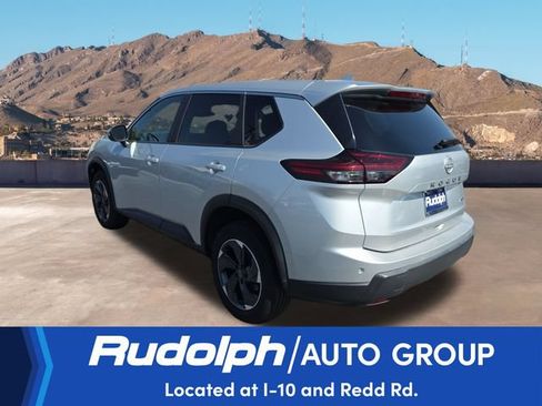Used 2025 Nissan Rogue SV AWD/4WD image 3
