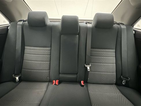 Certified 2017 Toyota Camry LE image 12