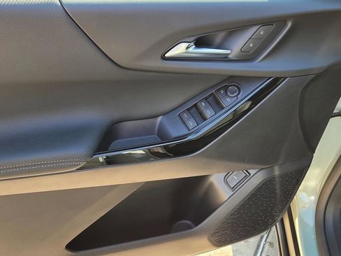 New 2026 Chevrolet Equinox LT w/ Convenience Package II image 14