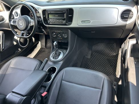 Used 2014 Volkswagen Beetle 1.8T FWD image 10