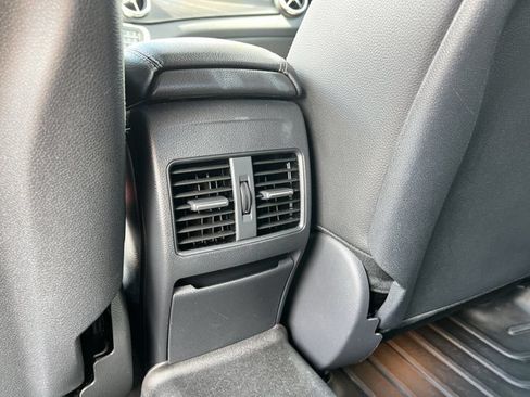 Used 2018 Mercedes-Benz CLA 250 4MATIC image 22