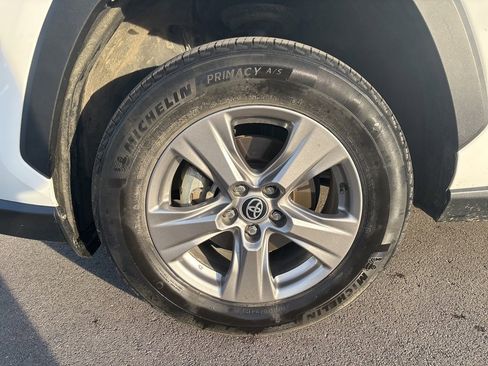 Used 2024 Toyota RAV4 XLE image 9