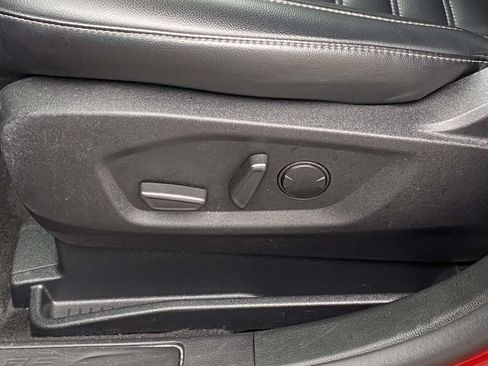 Used 2024 Ford Edge SEL AWD/4WD image 15