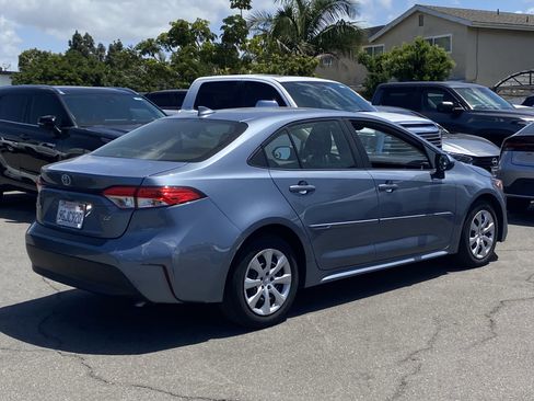 Certified 2023 Toyota Corolla LE FWD image 3