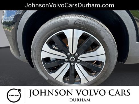 Used 2023 Volvo C40 Recharge Core AWD/4WD image 19