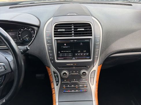 Used 2016 Lincoln MKX Reserve w/ Technology Package image 25