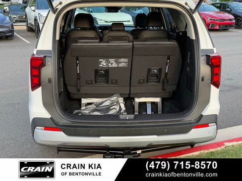 New 2026 Kia Carnival EX FWD image 7