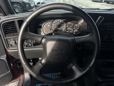 Used 2001 GMC Sierra 1500 2WD Extended Cab image 16