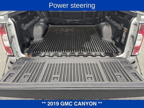 Used 2019 GMC Canyon SLE w/ SLE Convenience Package image 21