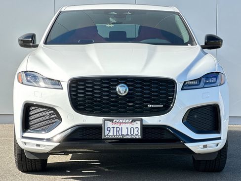 Used 2025 Jaguar F-PACE R-Dynamic S image 8