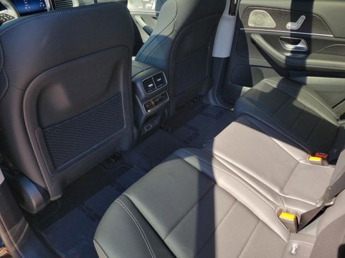 Certified 2026 Mercedes-Benz GLS 450 4MATIC image 16