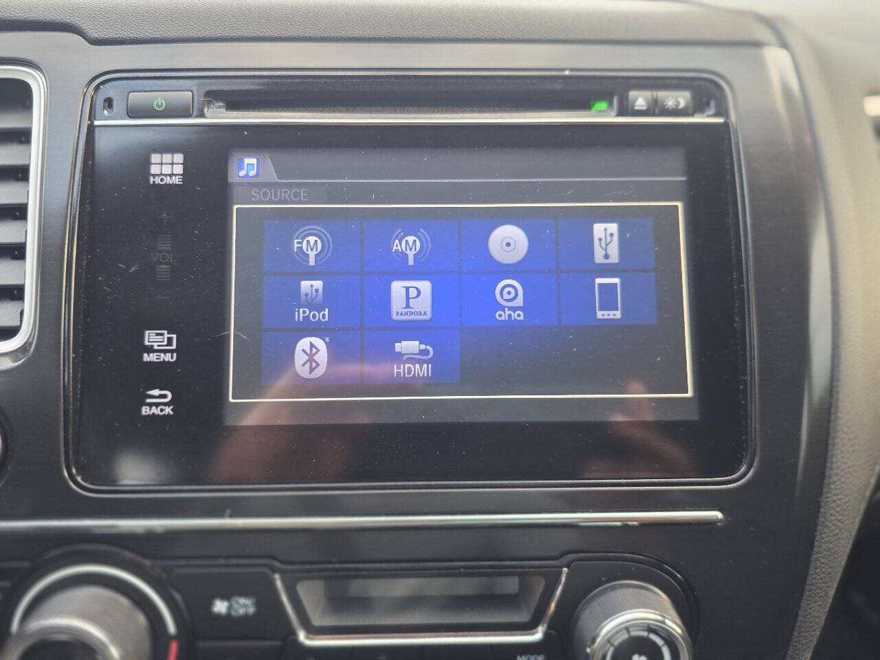 Used 2015 Honda Civic SE image 18