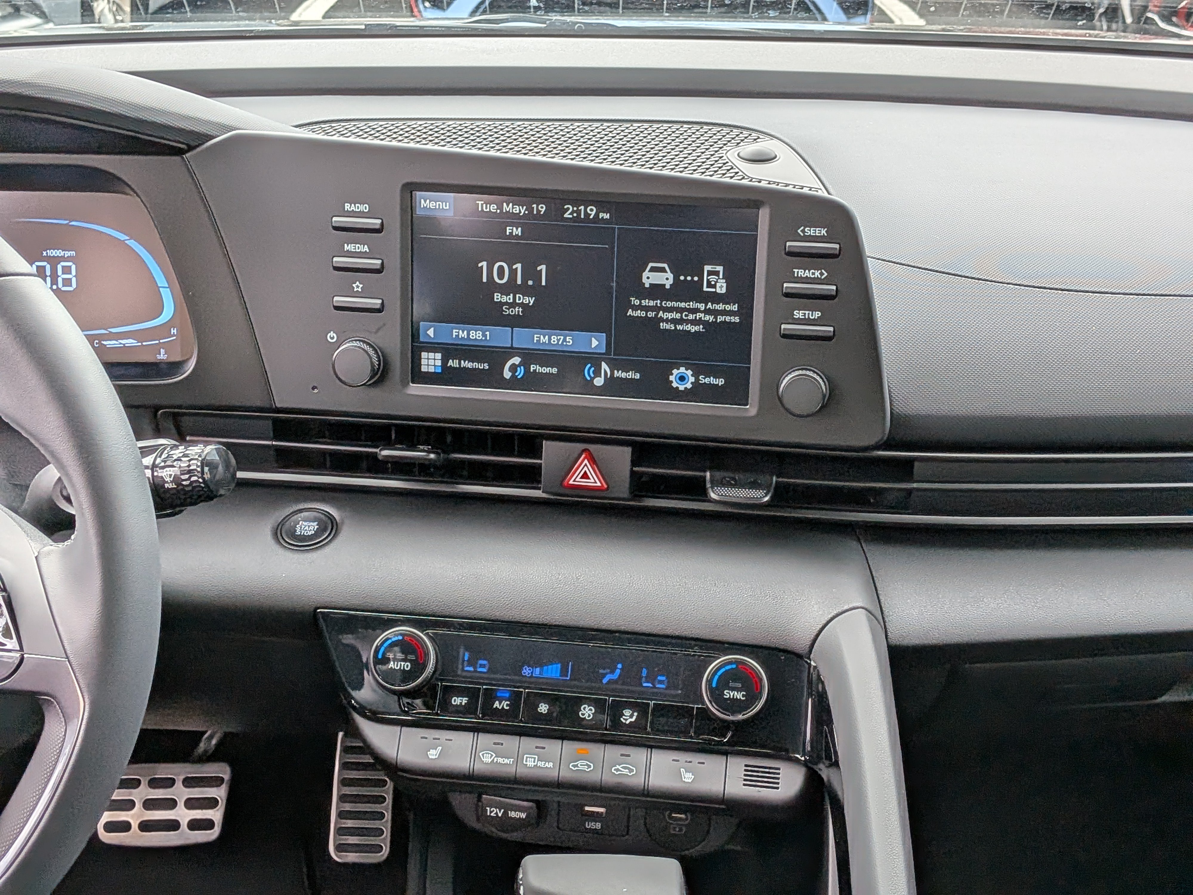 New 2026 Hyundai Elantra SEL Sport Premium FWD image 19