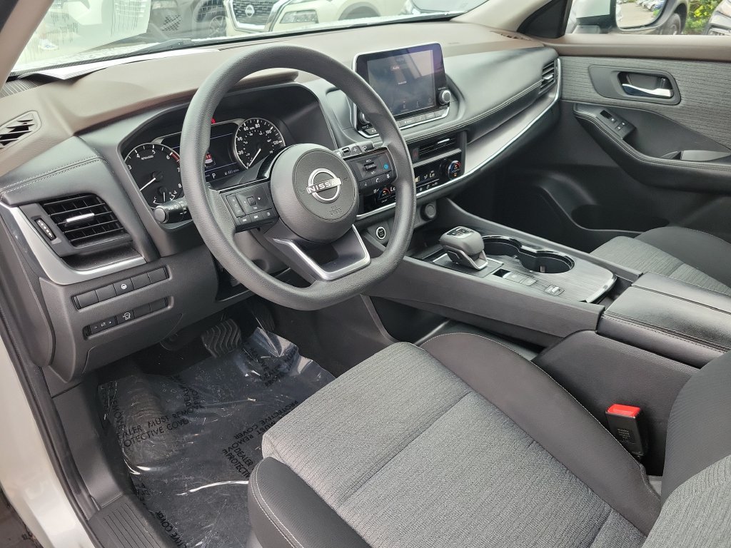 Used 2023 Nissan Rogue SV FWD image 15