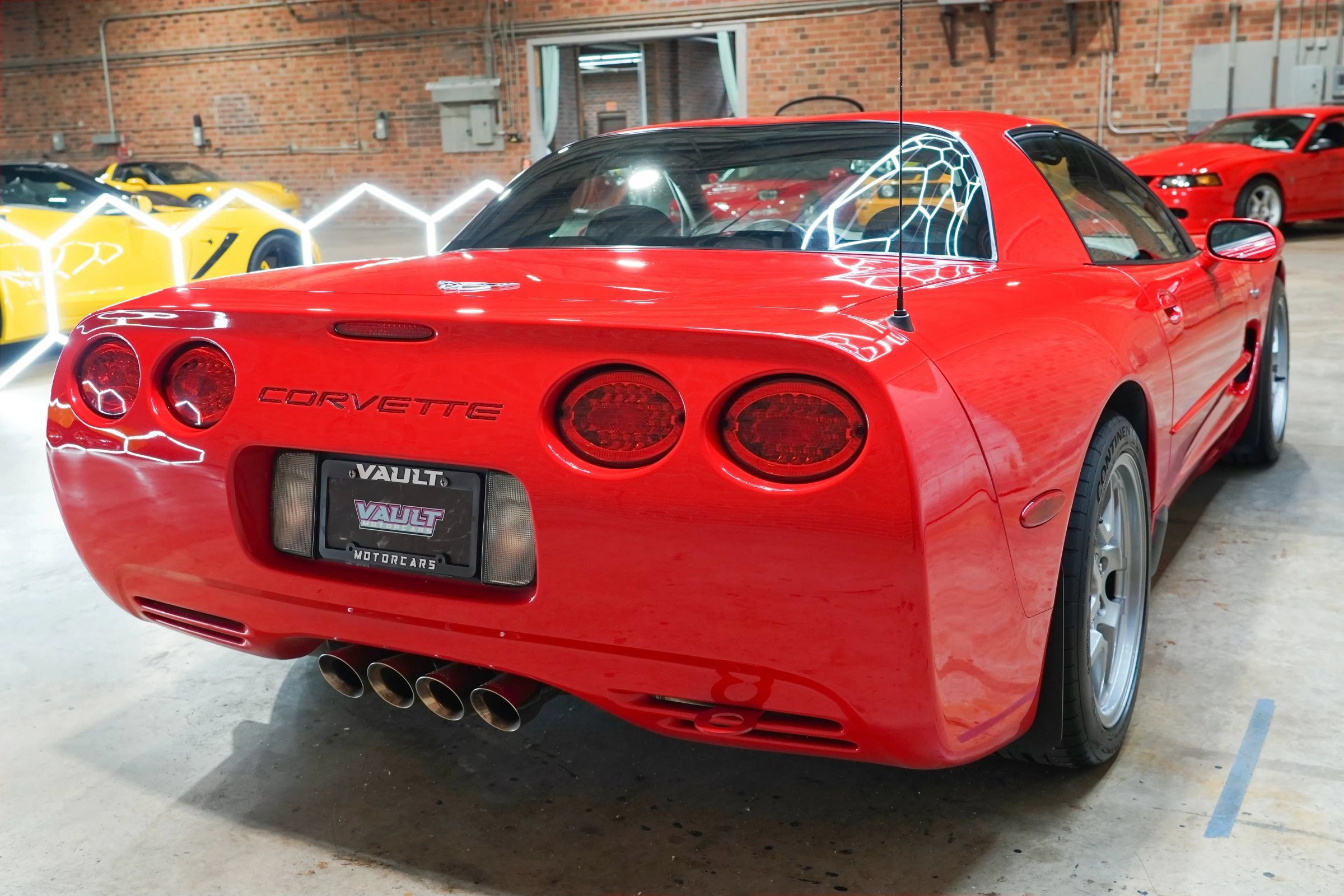 Used 2003 Chevrolet Corvette Z06 w/ Memory Package, 3 Drivers RWD image 12