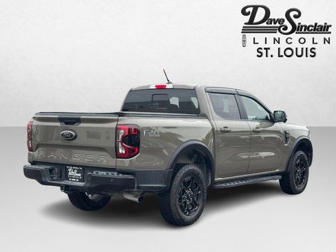 Used 2025 Ford Ranger Lariat w/ FX4 Off-Road Package AWD/4WD image 3