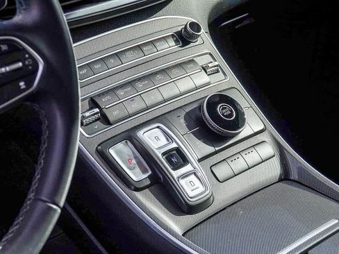 Used 2023 Hyundai Santa Fe SEL w/ Cargo Package image 18